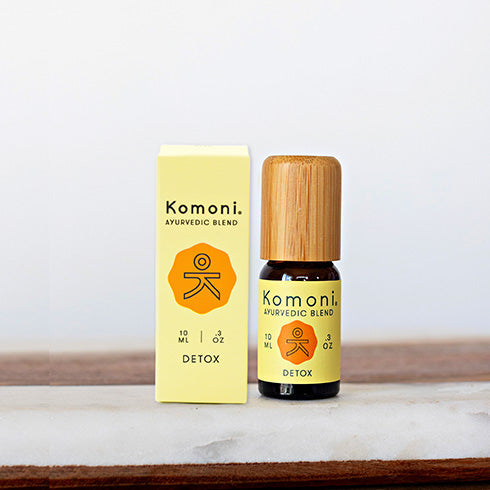 KOMONI Detox Essential Oil Blend, 10 ml, product packaging
