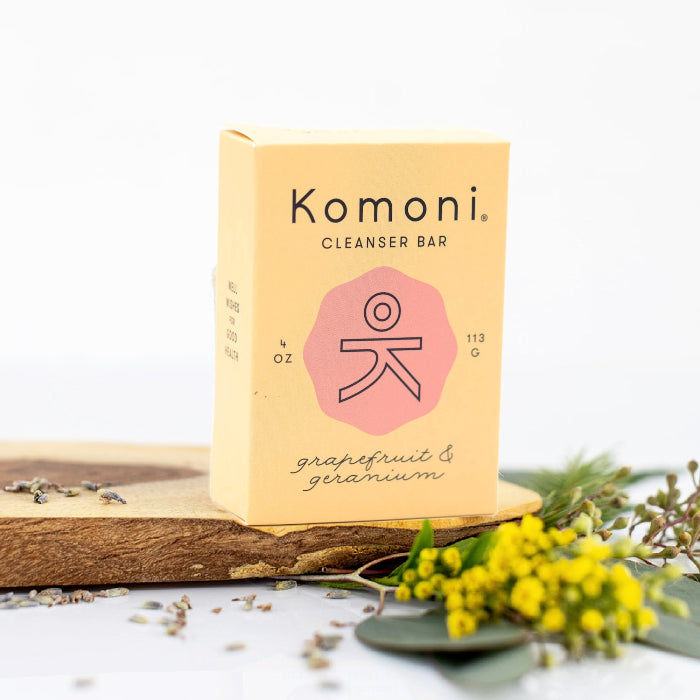KOMONI Grapefruit Geranium Face & Body Soap Bar, 4 oz, product packaging