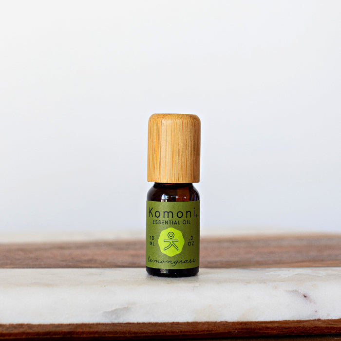 KOMONI Lemongrass Essential Oil, 10 ml, product packaging
