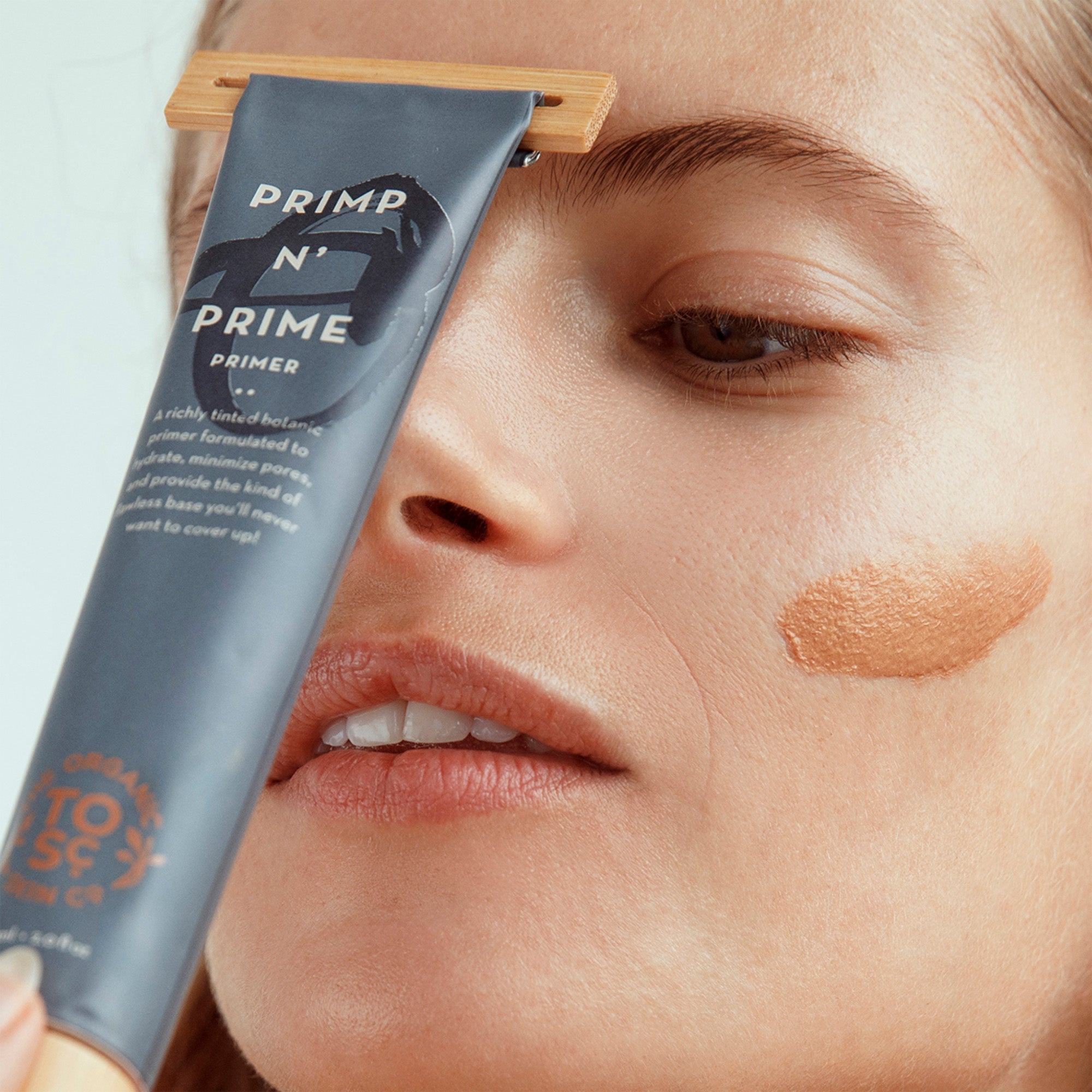 The Organic Skin Co Primp & Prime Face Primer Sun Kissed 2 fl oz official front image
